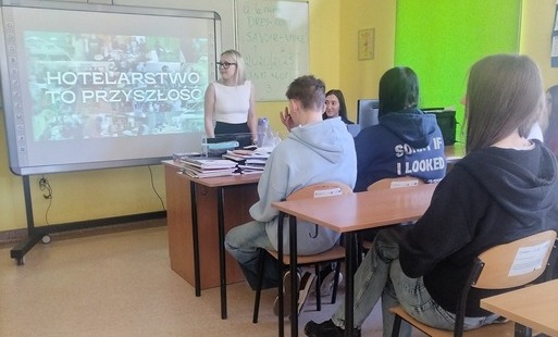 Zdjęcie do Wizyta &oacute;smoklasist&oacute;w w Zespole Szk&oacute;ł w Pasłęku