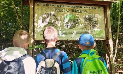 Zdjęcie do Wycieczka klas IV-VIII do Bażantarni